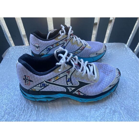 MIZUNO Women’s Wave Inspire 10th Anniv Running Shoes Sz 7 - Picture 6 of 10